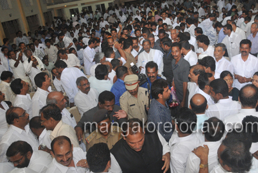 cm in Mangalore 1